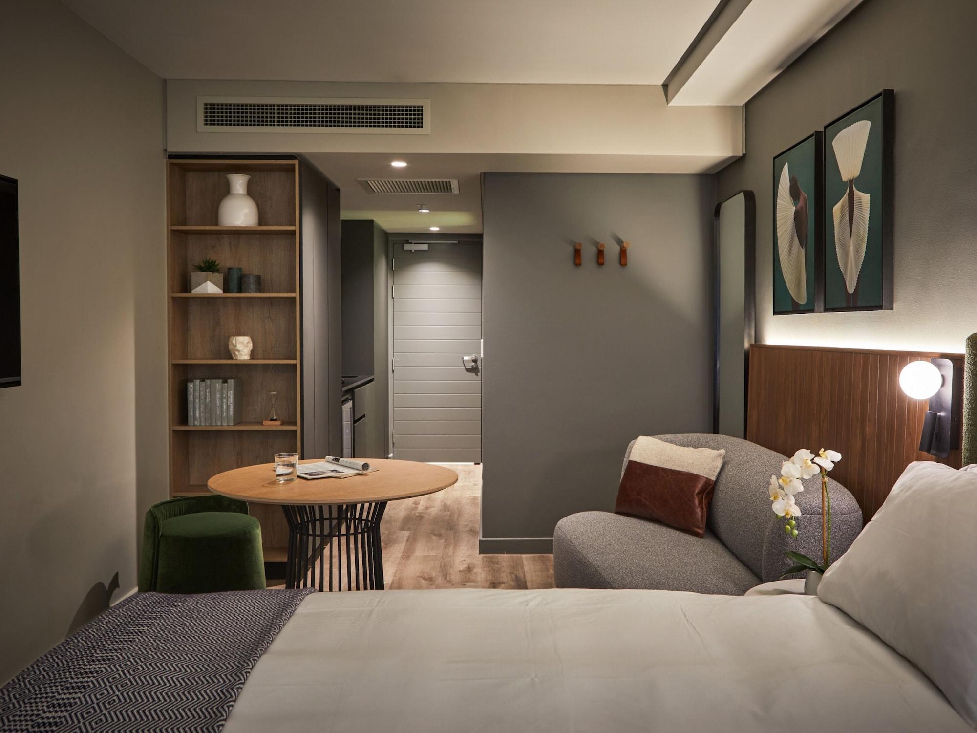The Rockefeller 4*